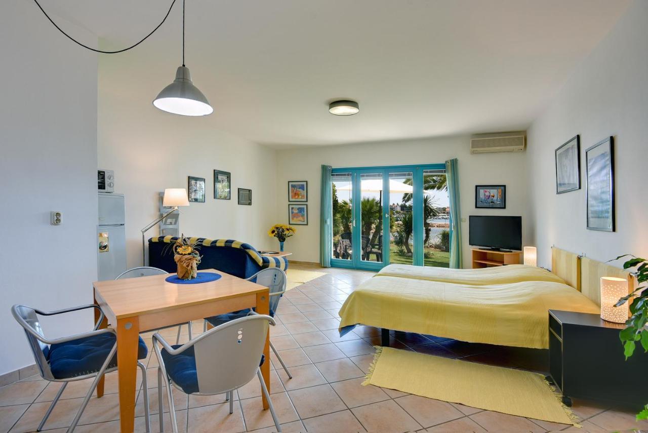 Apartments Villa Ana Medulin Eksteriør billede